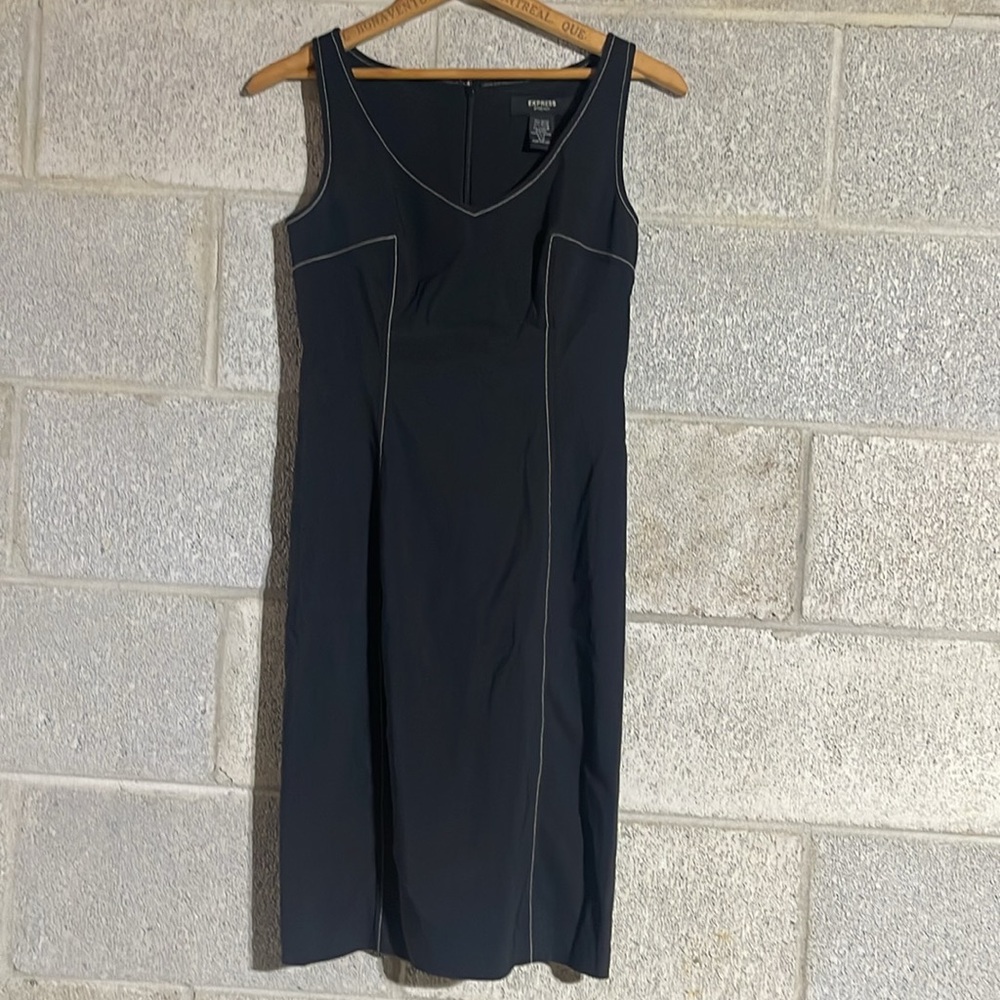 Express Xsmall 1/2 Midi Sleeveless Black Dress Fitted